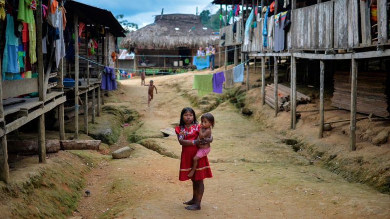 niños indigenas de colombia